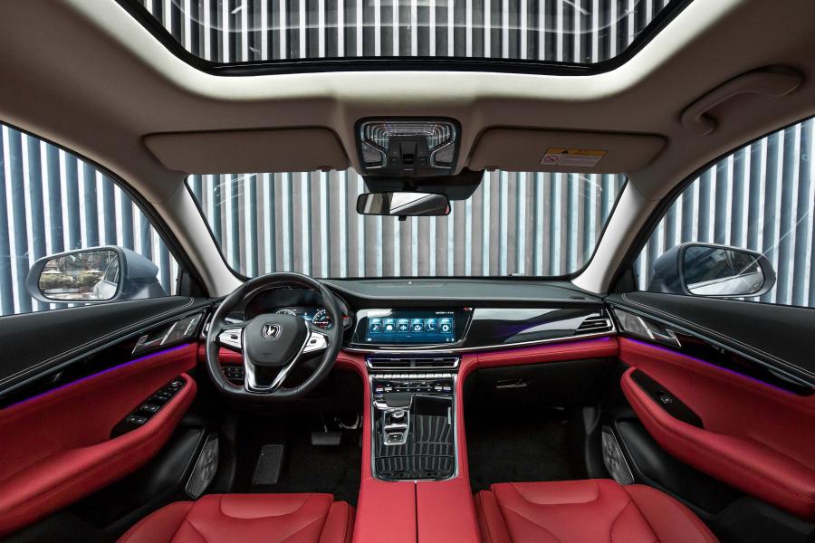 Торпедо ChangAn CS85 Coupe 2019 года  (фото 15 из 26)